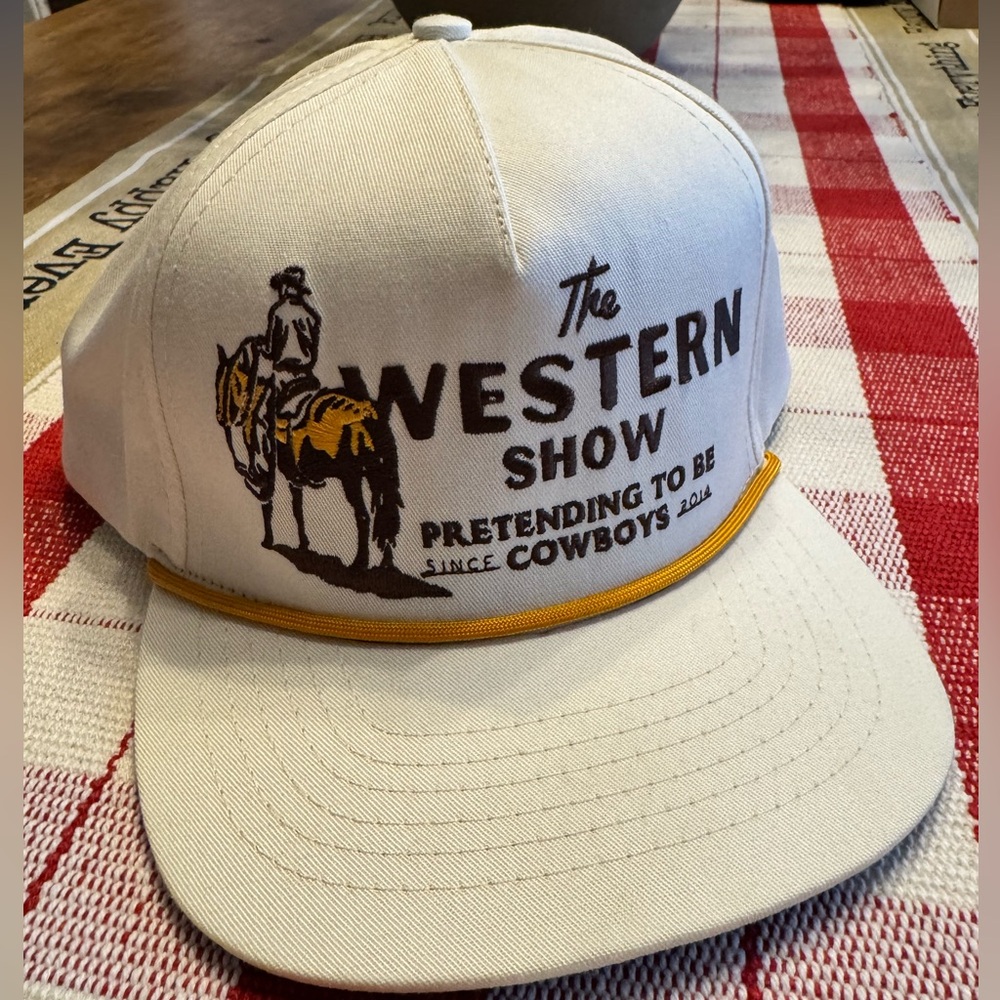 Sendero Provisions “ The Western Show”
snapback cap/hat.